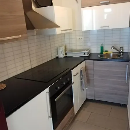 Udoben Filip V Zgodovinskem Starem Mestnem Jedru - Cosy Filip In The Historical Old Town Koper